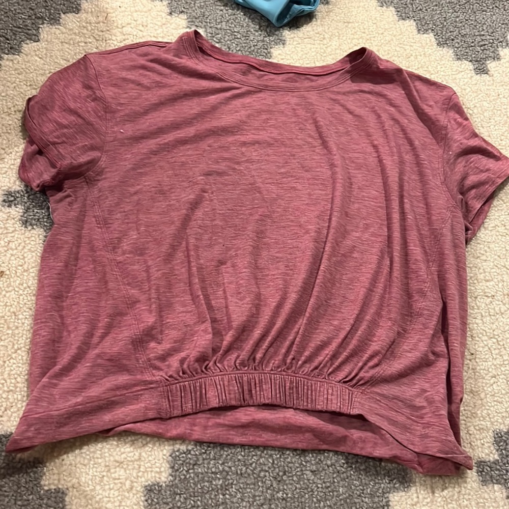 Lululemon cinch tee